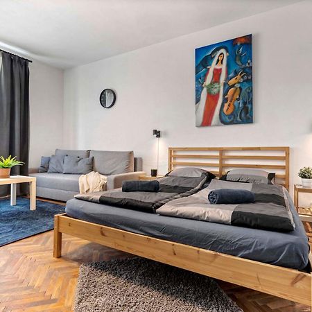 Cosy Studio 10 Min Center Братислава Екстер'єр фото